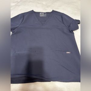 Figs scrub set top and bottom